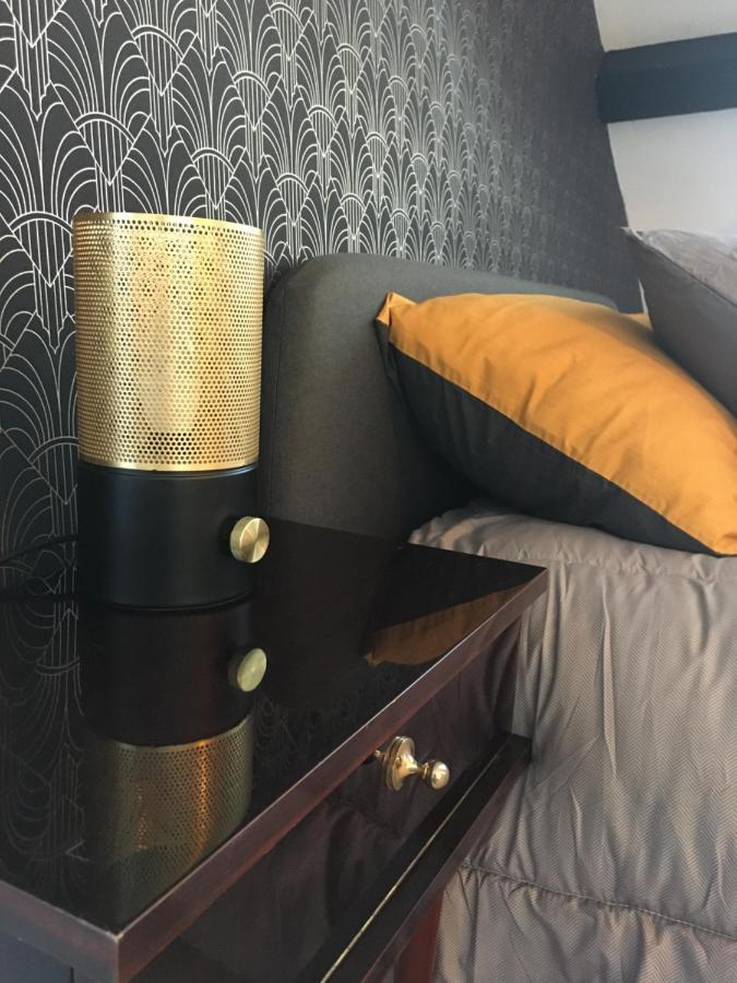 Appartement spacieux dans immeuble atypique classé 4 étoiles à côté des Thermes de Capvern-Les-Bains Extérieur photo